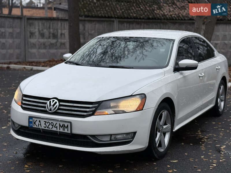 Седан Volkswagen Passat 2015 в Киеве