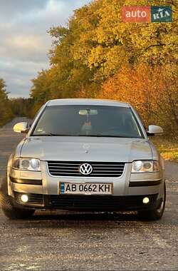 Седан Volkswagen Passat 2004 в Баре
