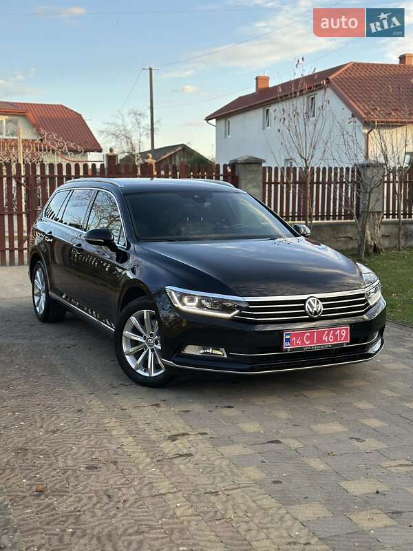 Универсал Volkswagen Passat 2019 в Стрые