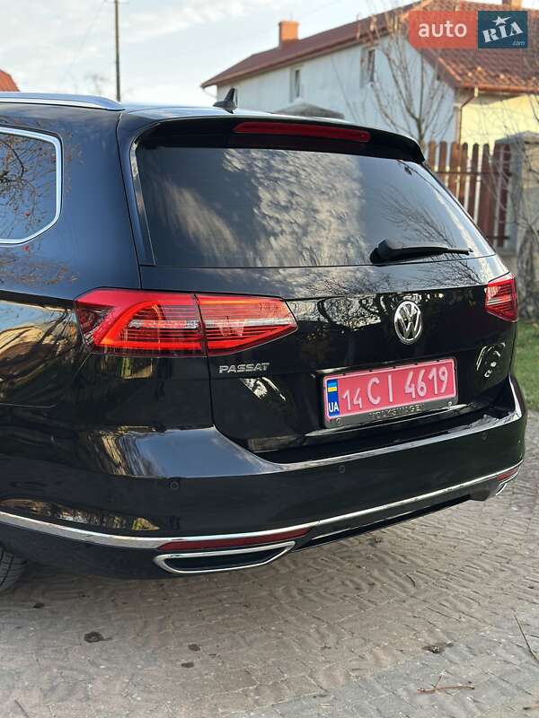 Универсал Volkswagen Passat 2019 в Стрые