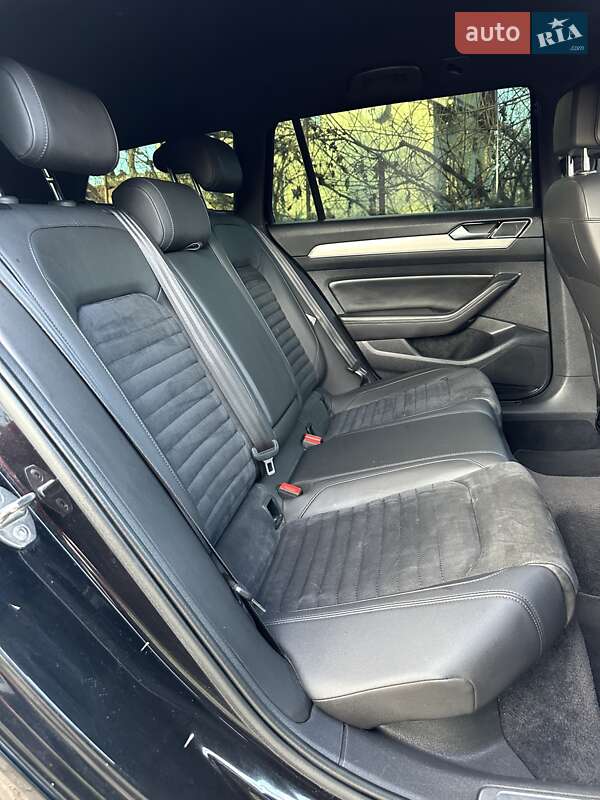 Универсал Volkswagen Passat 2019 в Стрые