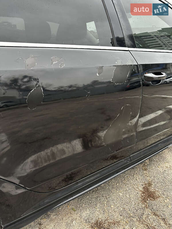 Седан Volkswagen Passat 2012 в Харькове