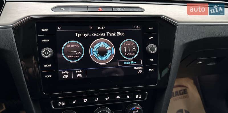 Универсал Volkswagen Passat 2018 в Луцке фото 27 Универсал Volkswagen Passat 2018 в Луцке