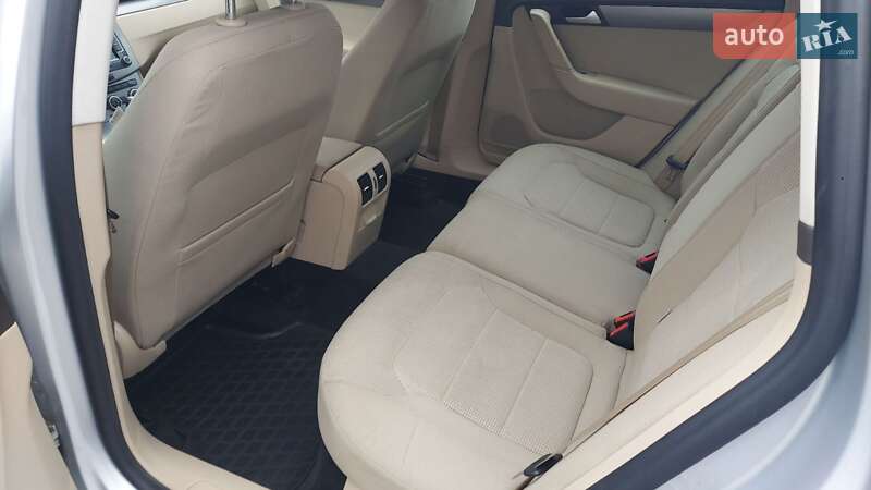 Универсал Volkswagen Passat 2014 в Чернигове фото 18 Универсал Volkswagen Passat 2014 в Чернигове