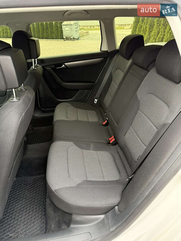 Универсал Volkswagen Passat 2013 в Черновцах фото 22 Универсал Volkswagen Passat 2013 в Черновцах