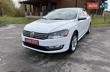 Седан Volkswagen Passat 2015 в Дубні