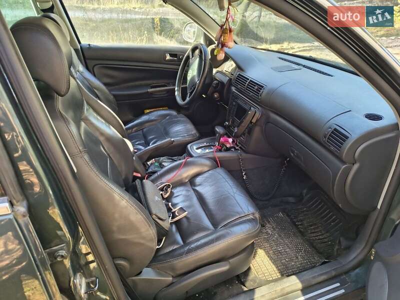 Универсал Volkswagen Passat 2003 в Смеле