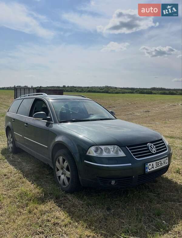 Универсал Volkswagen Passat 2003 в Смеле