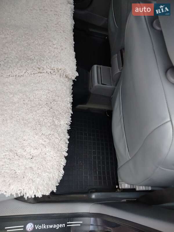 Седан Volkswagen Passat 1997 в Городку