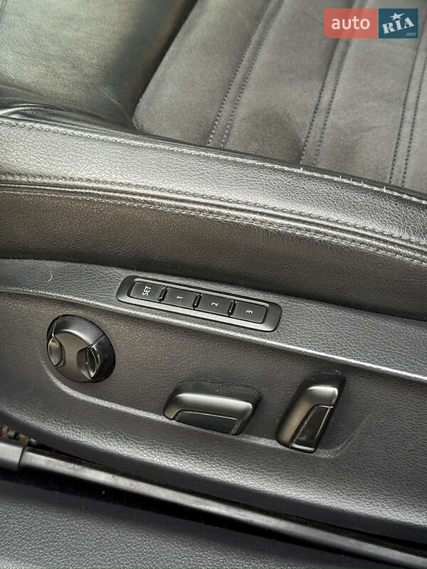 Седан Volkswagen Passat 2013 в Рівному