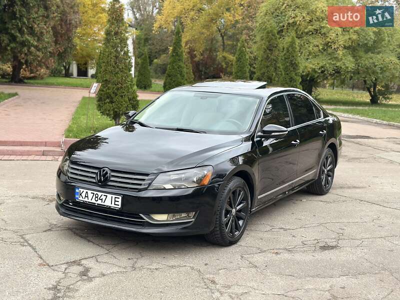 Седан Volkswagen Passat 2011 в Києві
