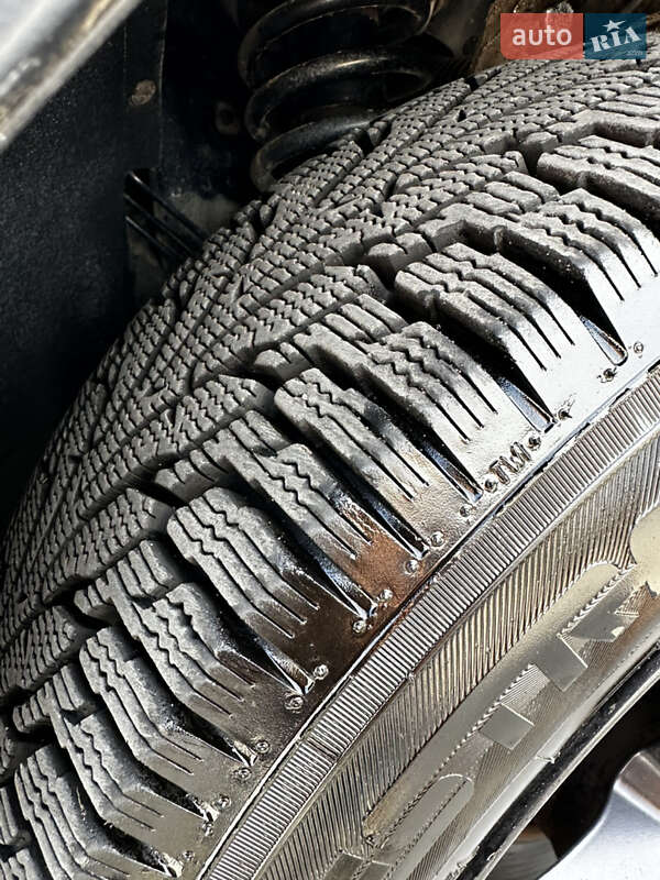 Универсал Volkswagen Passat 1999 в Львове