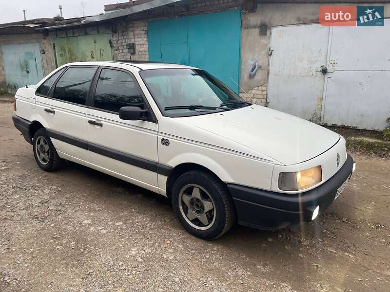 Седан Volkswagen Passat 1989 в Харькове фото 8 Седан Volkswagen Passat 1989 в Харькове