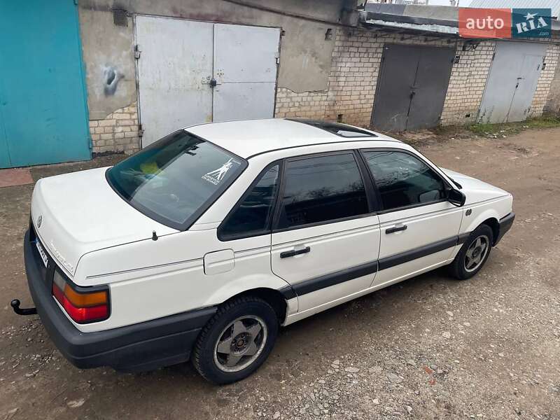 Седан Volkswagen Passat 1989 в Харькове фото 12 Седан Volkswagen Passat 1989 в Харькове