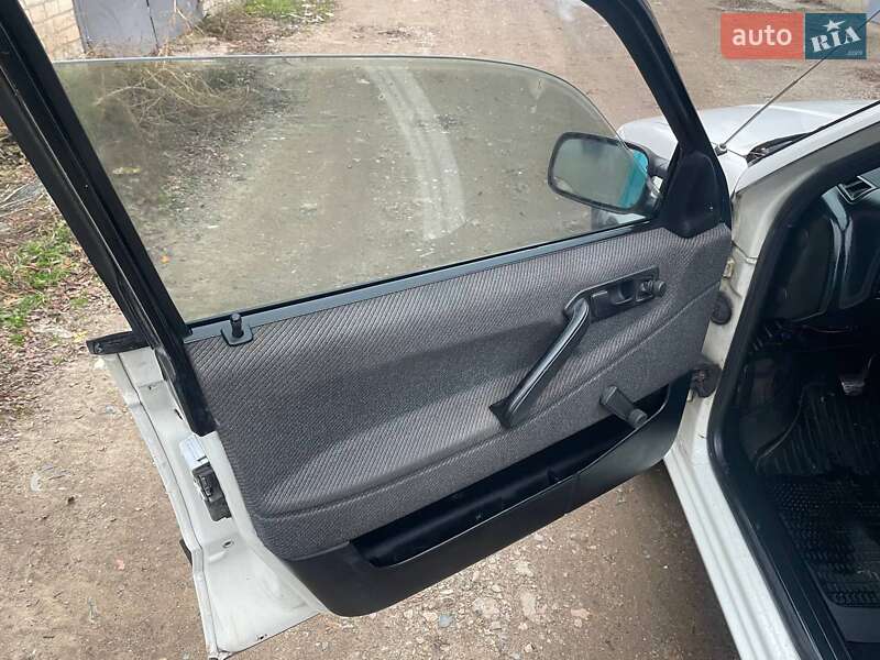 Седан Volkswagen Passat 1989 в Харькове фото 17 Седан Volkswagen Passat 1989 в Харькове