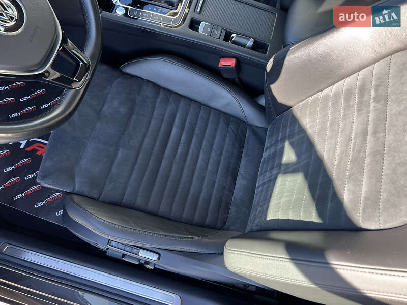 Седан Volkswagen Passat 2015 в Ужгороді