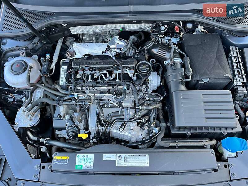 Универсал Volkswagen Passat 2017 в Киеве