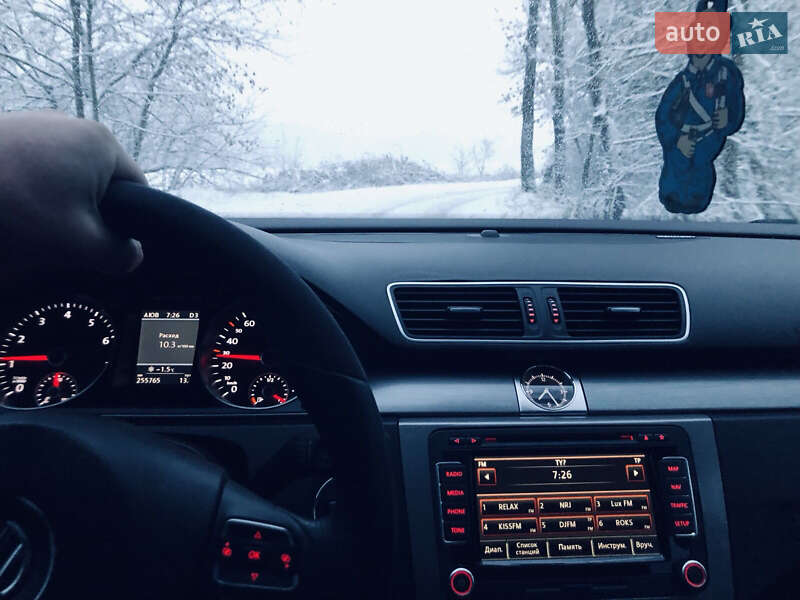 Универсал Volkswagen Passat 2008 в Киеве