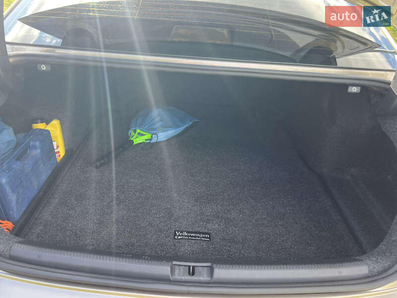 Седан Volkswagen Passat 2015 в Виннице фото 54 Седан Volkswagen Passat 2015 в Виннице
