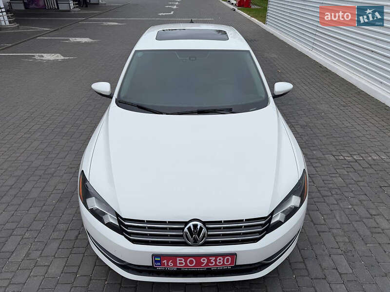 Седан Volkswagen Passat 2014 в Одессе