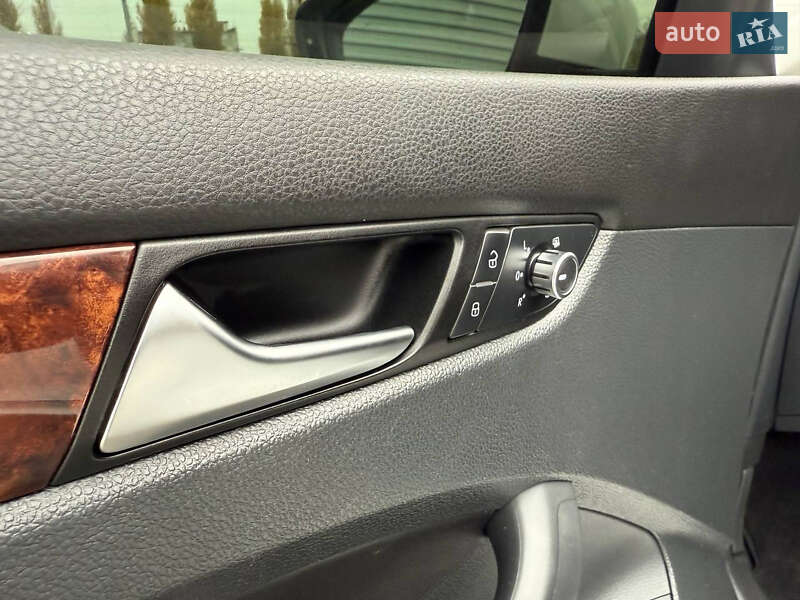 Седан Volkswagen Passat 2014 в Одессе