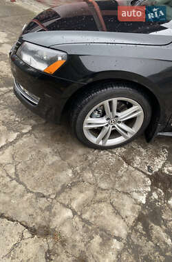 Седан Volkswagen Passat 2013 в Умани