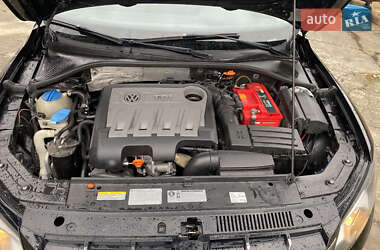 Седан Volkswagen Passat 2013 в Умани