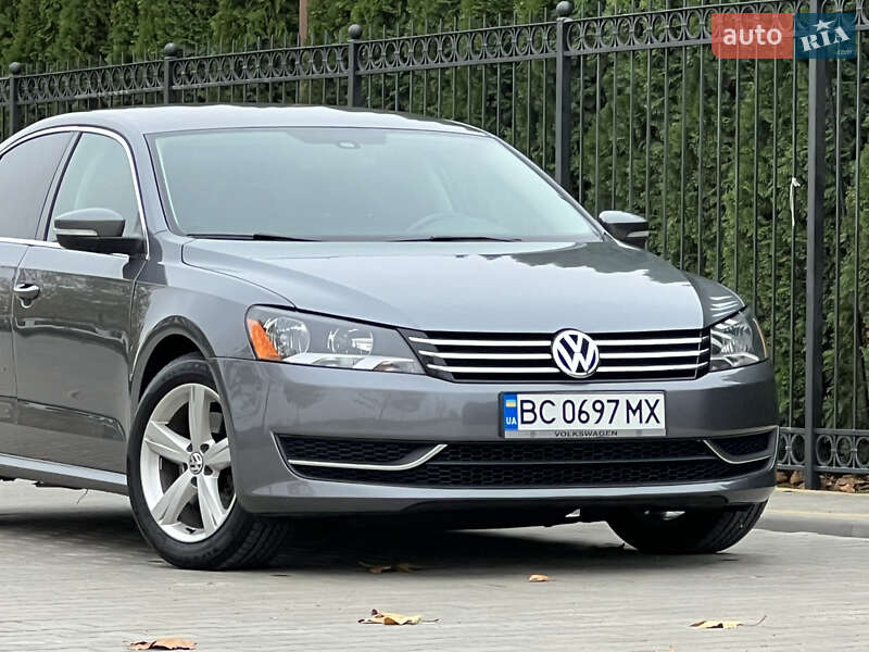 Седан Volkswagen Passat 2013 в Одессе