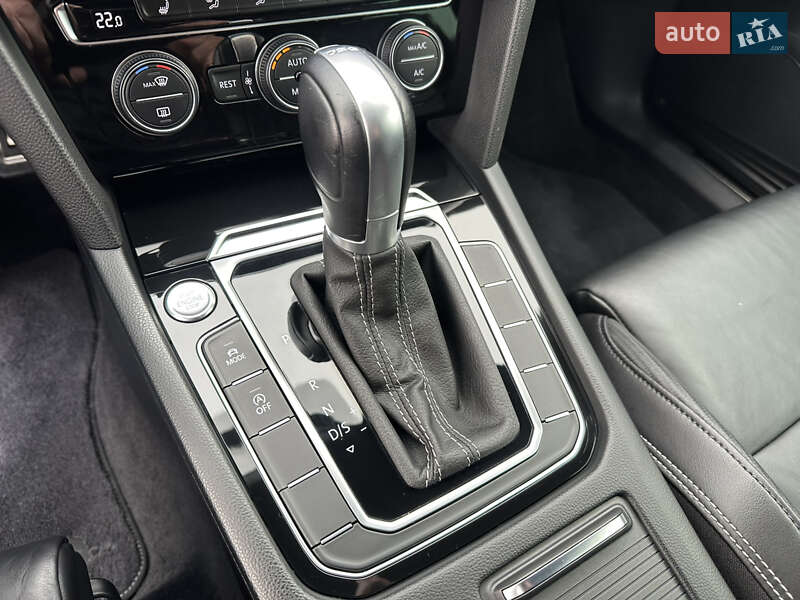 Универсал Volkswagen Passat 2019 в Луцке