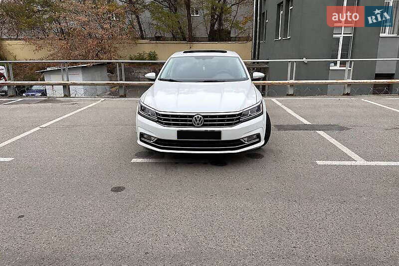 Седан Volkswagen Passat 2017 в Киеве фото 6 Седан Volkswagen Passat 2017 в Киеве