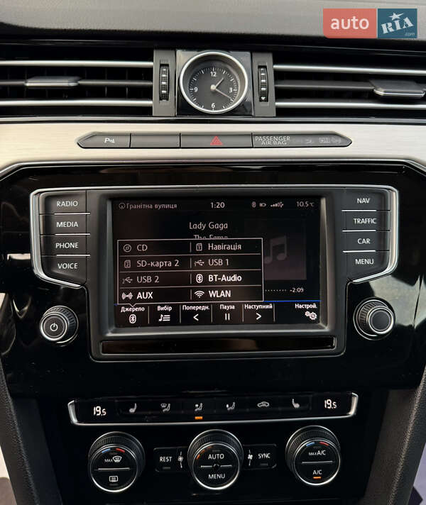 Универсал Volkswagen Passat 2016 в Житомире