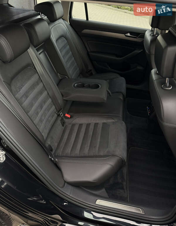 Универсал Volkswagen Passat 2016 в Житомире