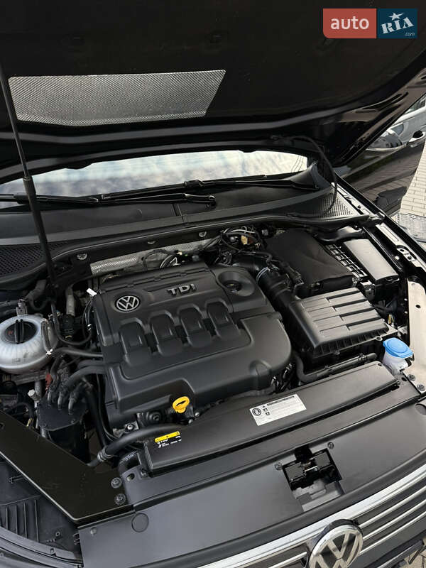 Универсал Volkswagen Passat 2016 в Житомире