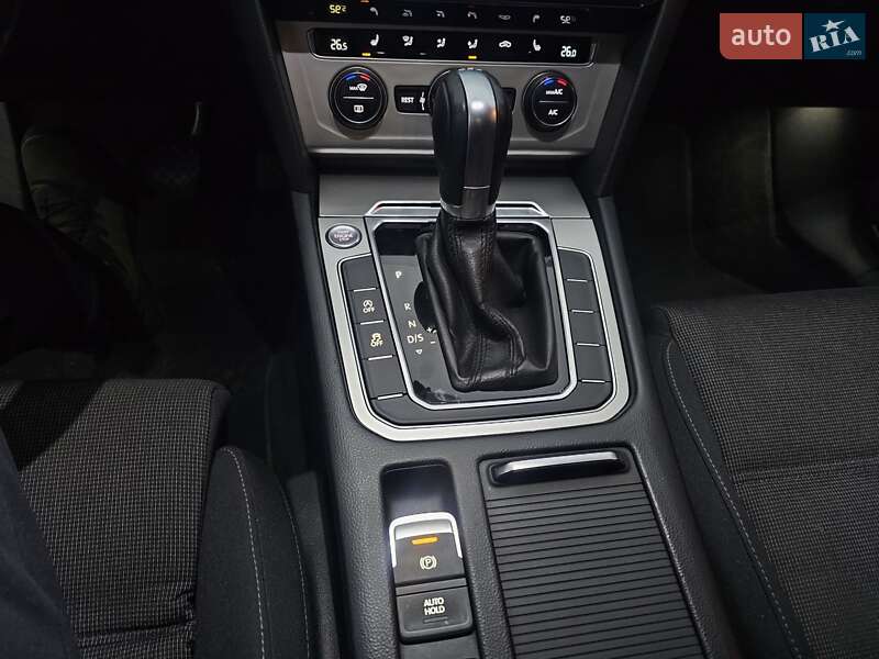 Седан Volkswagen Passat 2016 в Броварах фото 55 Седан Volkswagen Passat 2016 в Броварах