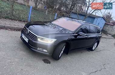 Универсал Volkswagen Passat 2017 в Снятине