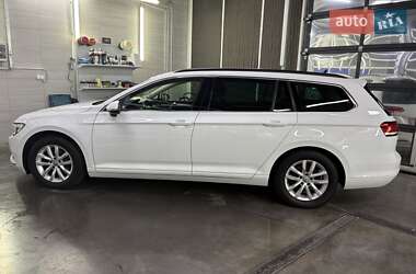 Универсал Volkswagen Passat 2017 в Луцке