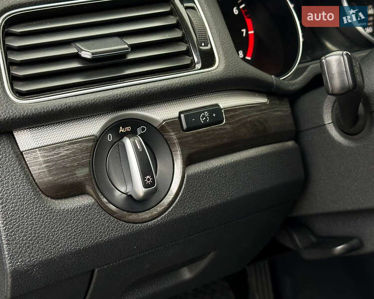 Седан Volkswagen Passat 2015 в Киеве