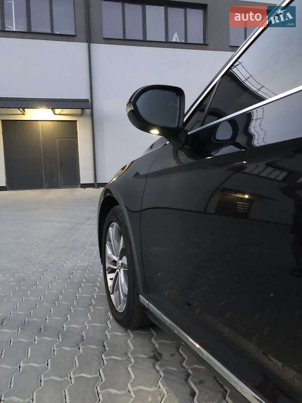 Универсал Volkswagen Passat 2016 в Бориславе