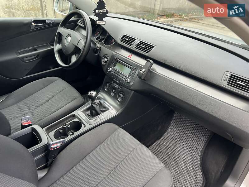 Универсал Volkswagen Passat 2006 в Запорожье