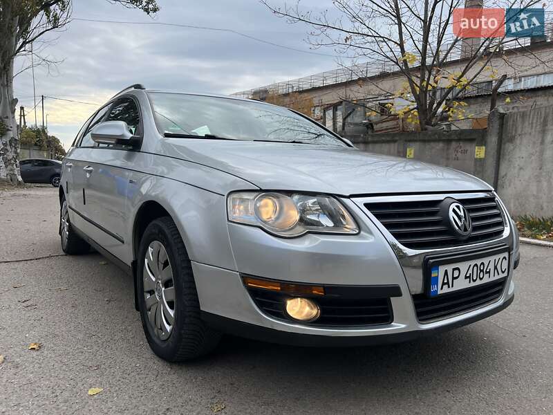 Универсал Volkswagen Passat 2006 в Запорожье