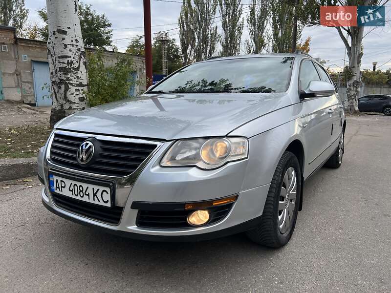 Универсал Volkswagen Passat 2006 в Запорожье