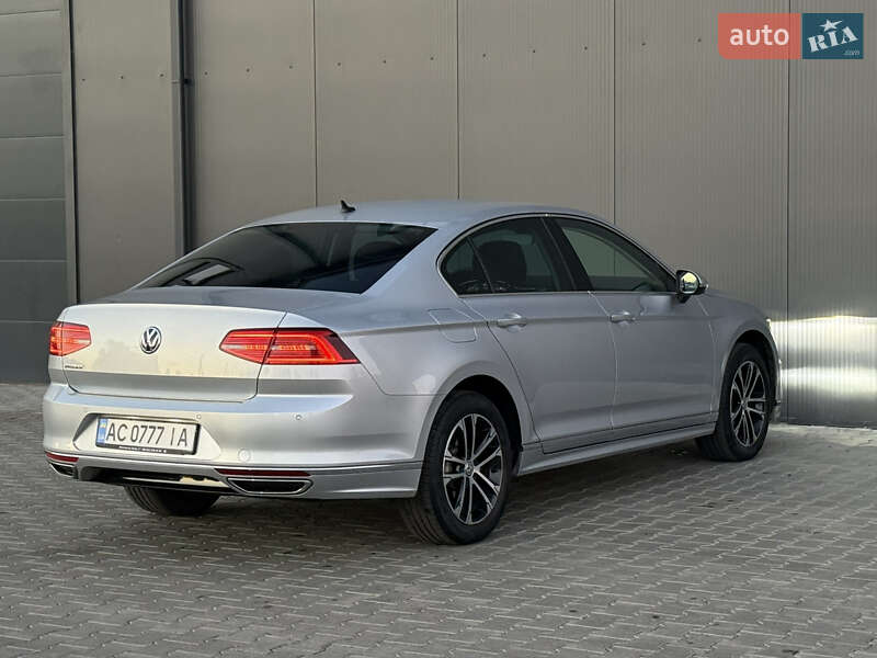 Седан Volkswagen Passat 2018 в Луцке фото 9 Седан Volkswagen Passat 2018 в Луцке