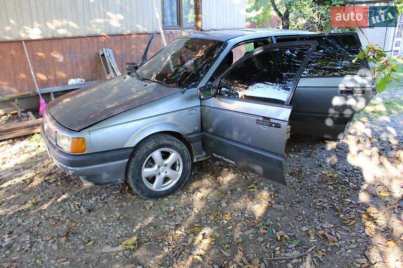 Volkswagen Passat 1991