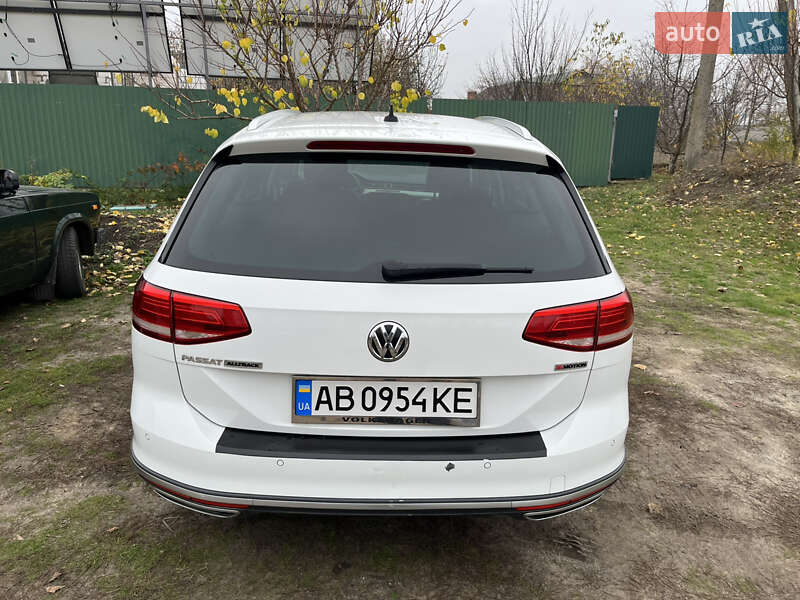 Универсал Volkswagen Passat 2017 в Ивано-Франковске
