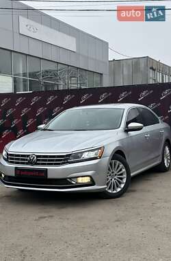 Седан Volkswagen Passat 2017 в Сумах