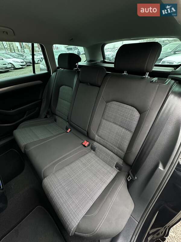 Универсал Volkswagen Passat 2021 в Белогородке