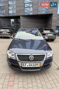 Универсал Volkswagen Passat 2008 в Луцке