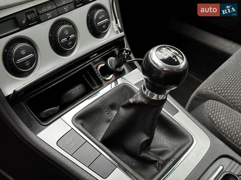 Универсал Volkswagen Passat 2007 в Киеве фото 18 Универсал Volkswagen Passat 2007 в Киеве
