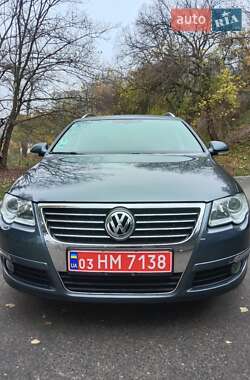 Универсал Volkswagen Passat 2010 в Золотоноше