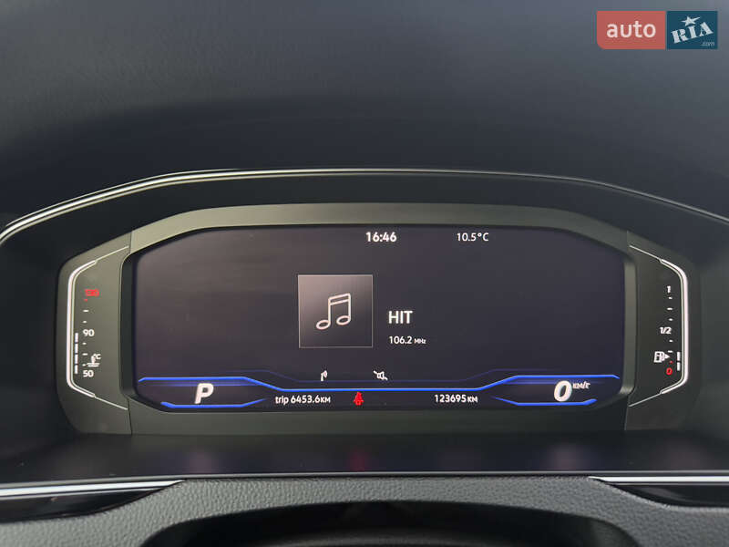 Седан Volkswagen Passat 2022 в Луцке